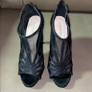 High Heels, Le Chateau